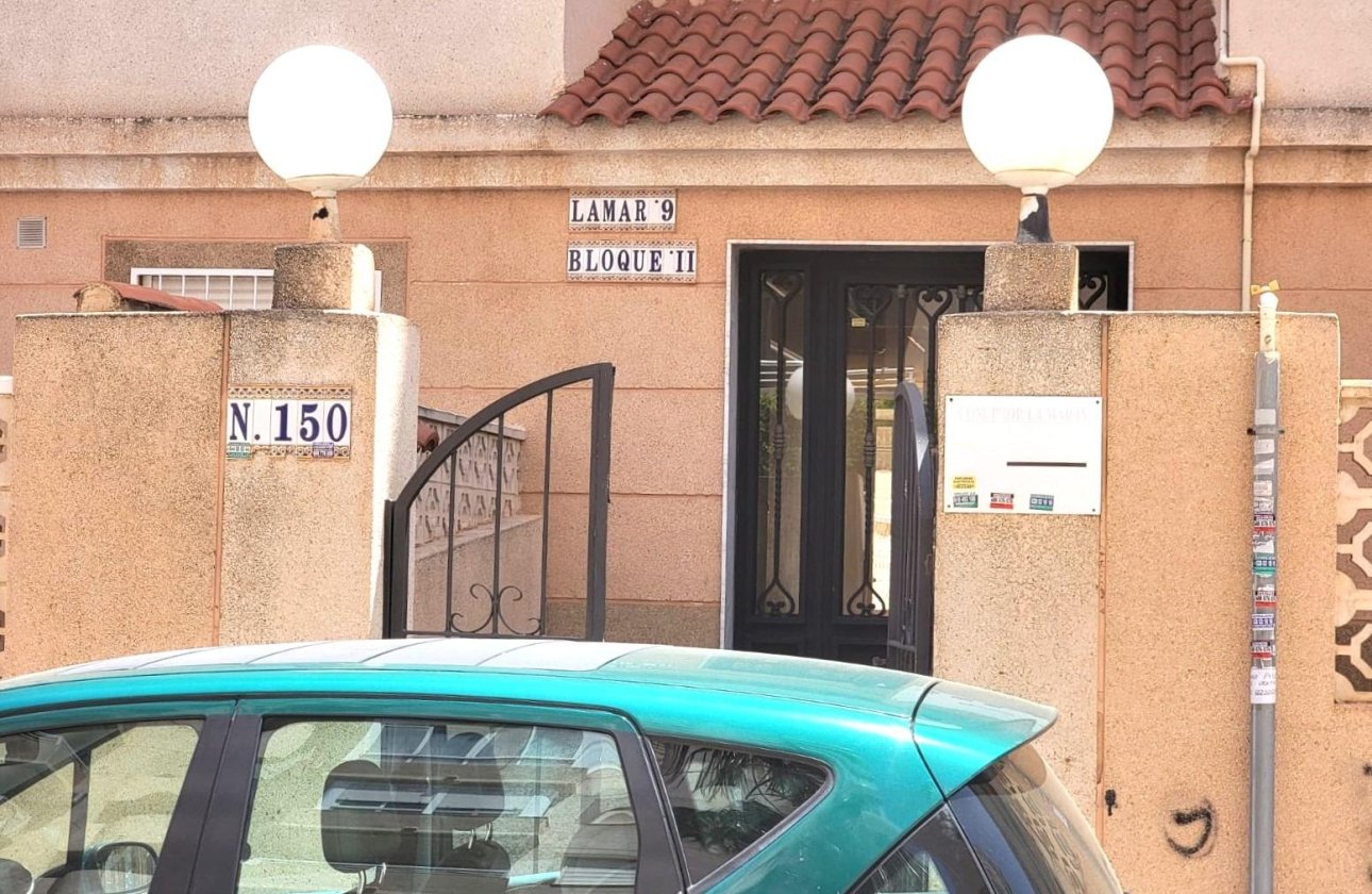 Revente - Appartement -
Torrevieja - Nueva Torrevieja