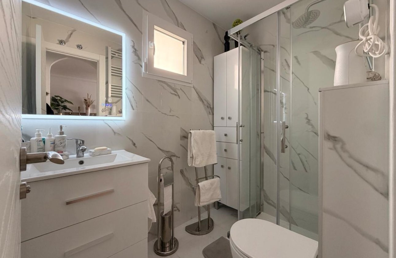 Revente - Appartement -
Torrevieja - Nueva Torrevieja