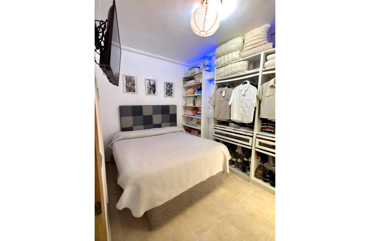 Revente - Appartement -
Torrevieja - Nueva Torrevieja