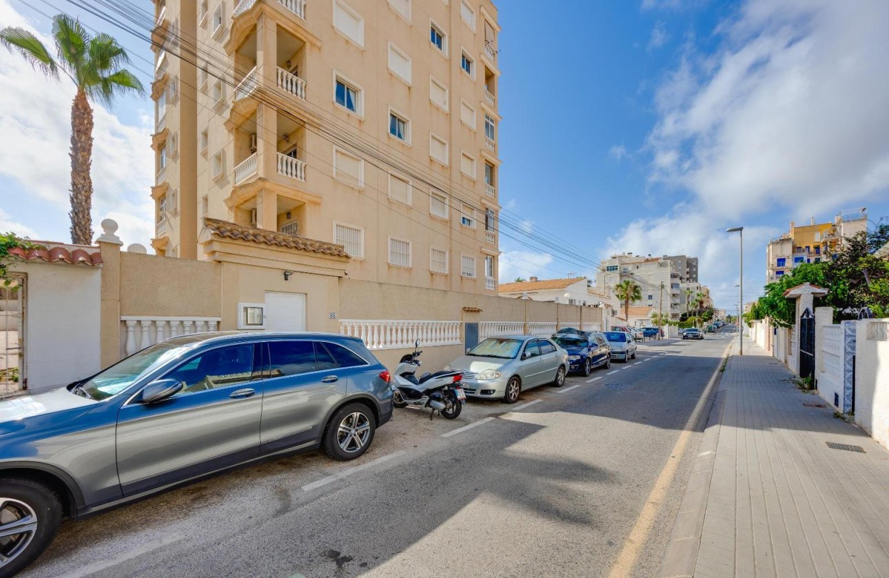 Revente - Appartement -
Torrevieja - Nueva Torrevieja