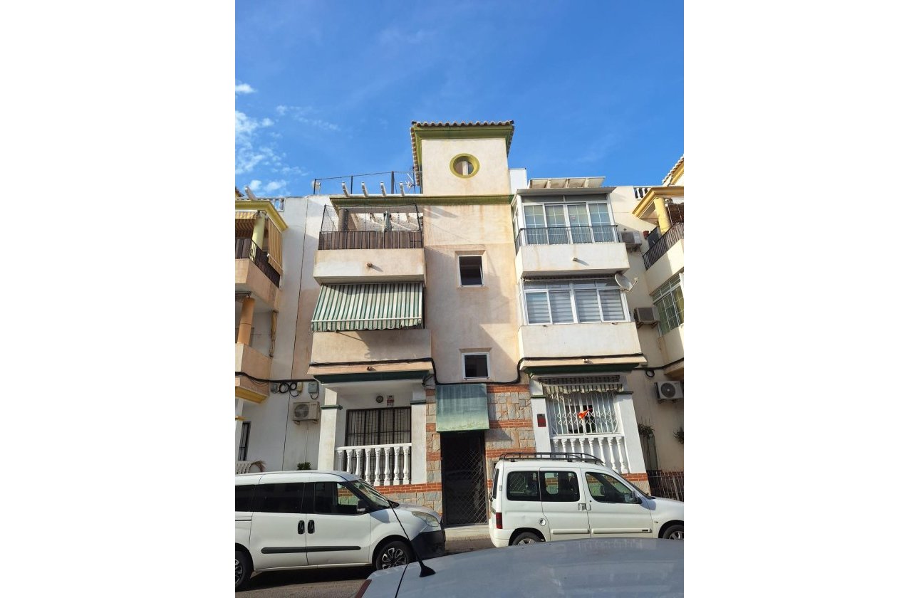 Revente - Appartement -
Torrevieja - Nueva Torrevieja