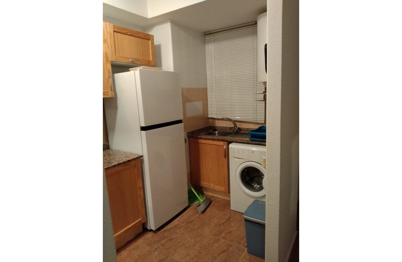 Revente - Appartement -
Torrevieja - Parque Acuático - Sector 25