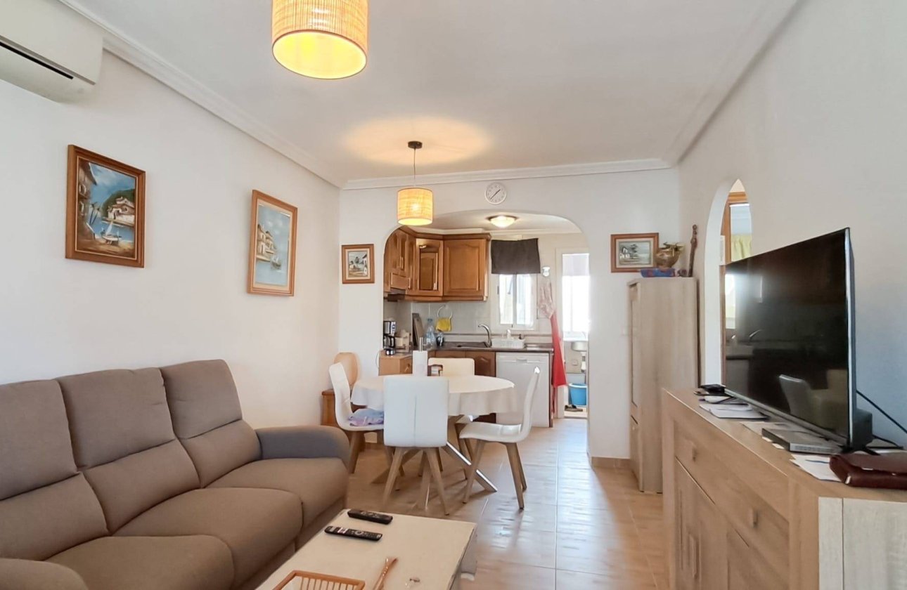 Revente - Appartement -
Torrevieja - Parque Acuático - Sector 25