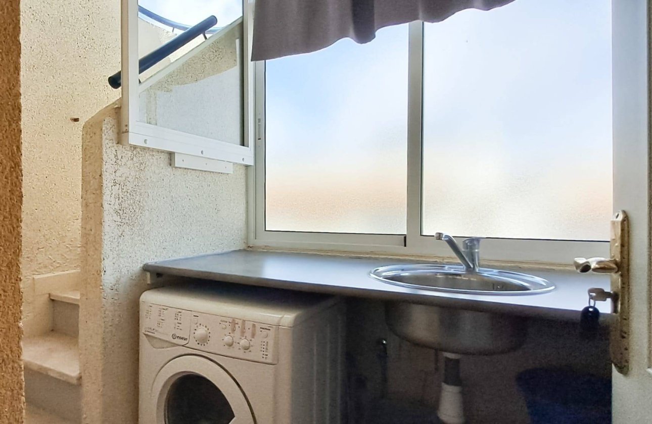 Revente - Appartement -
Torrevieja - Parque Acuático - Sector 25