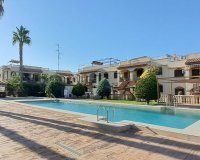 Revente - Appartement -
Torrevieja - Parque Acuático - Sector 25