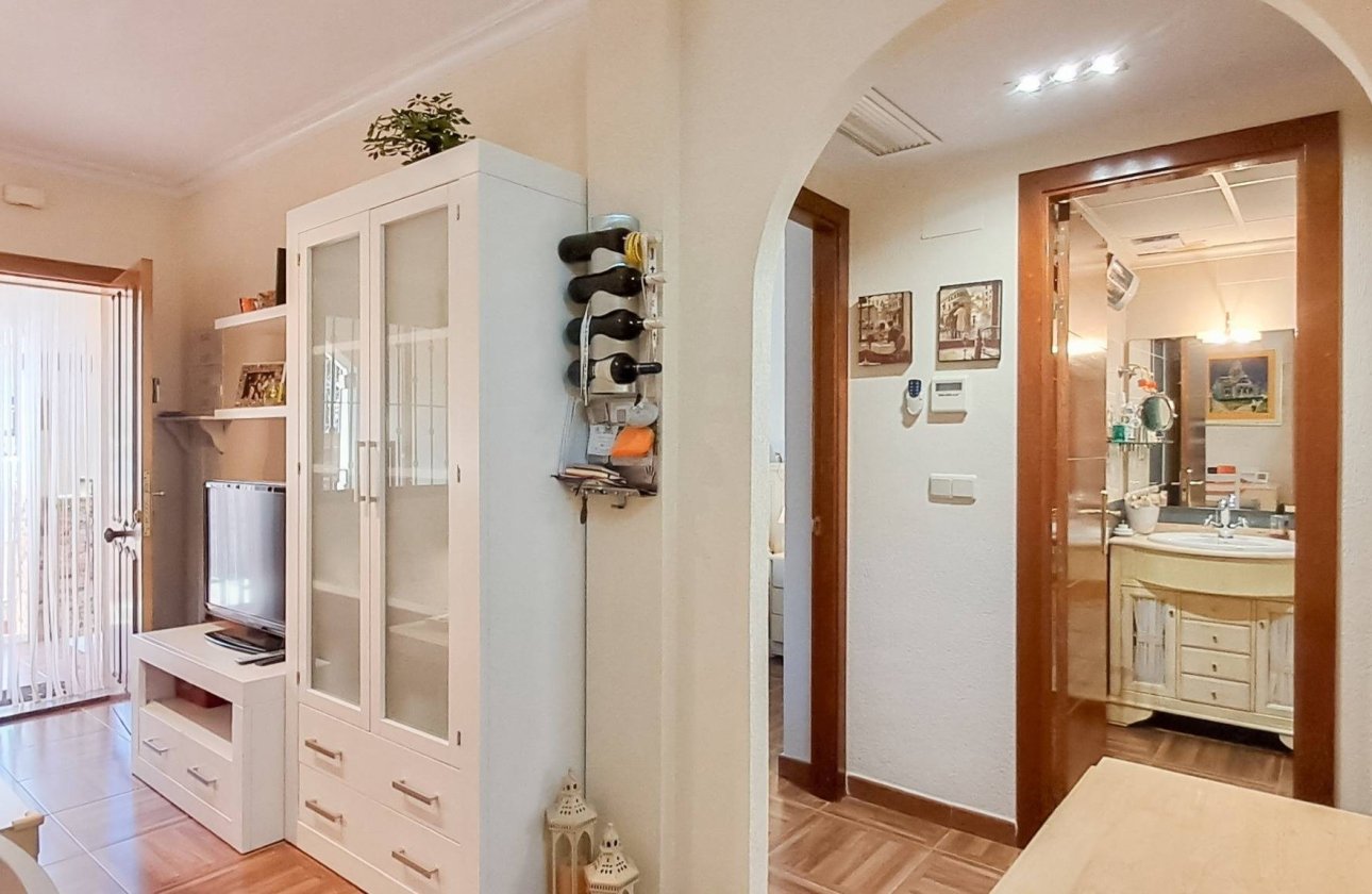 Revente - Appartement -
Torrevieja - Parque Acuático - Sector 25