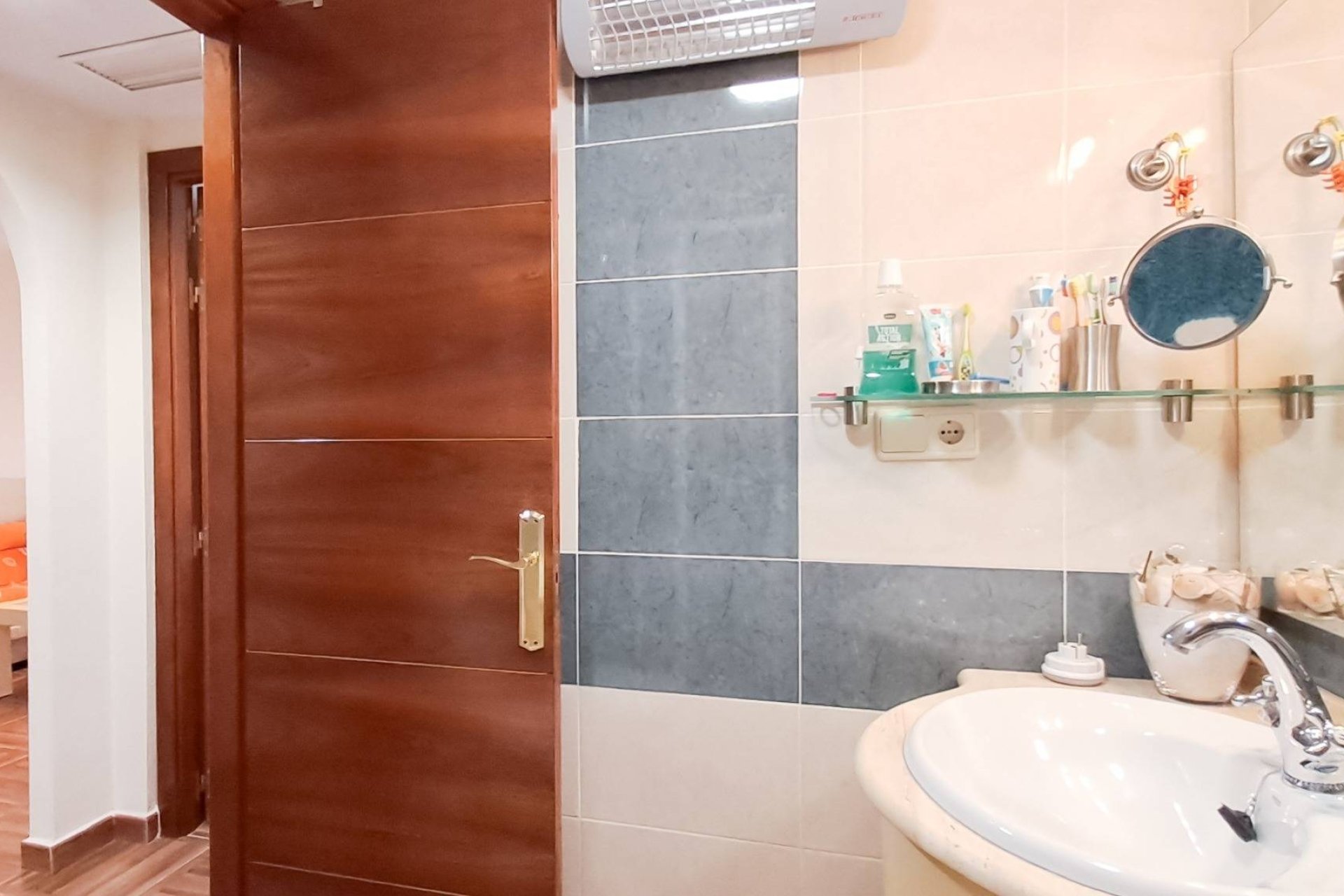 Revente - Appartement -
Torrevieja - Parque Acuático - Sector 25