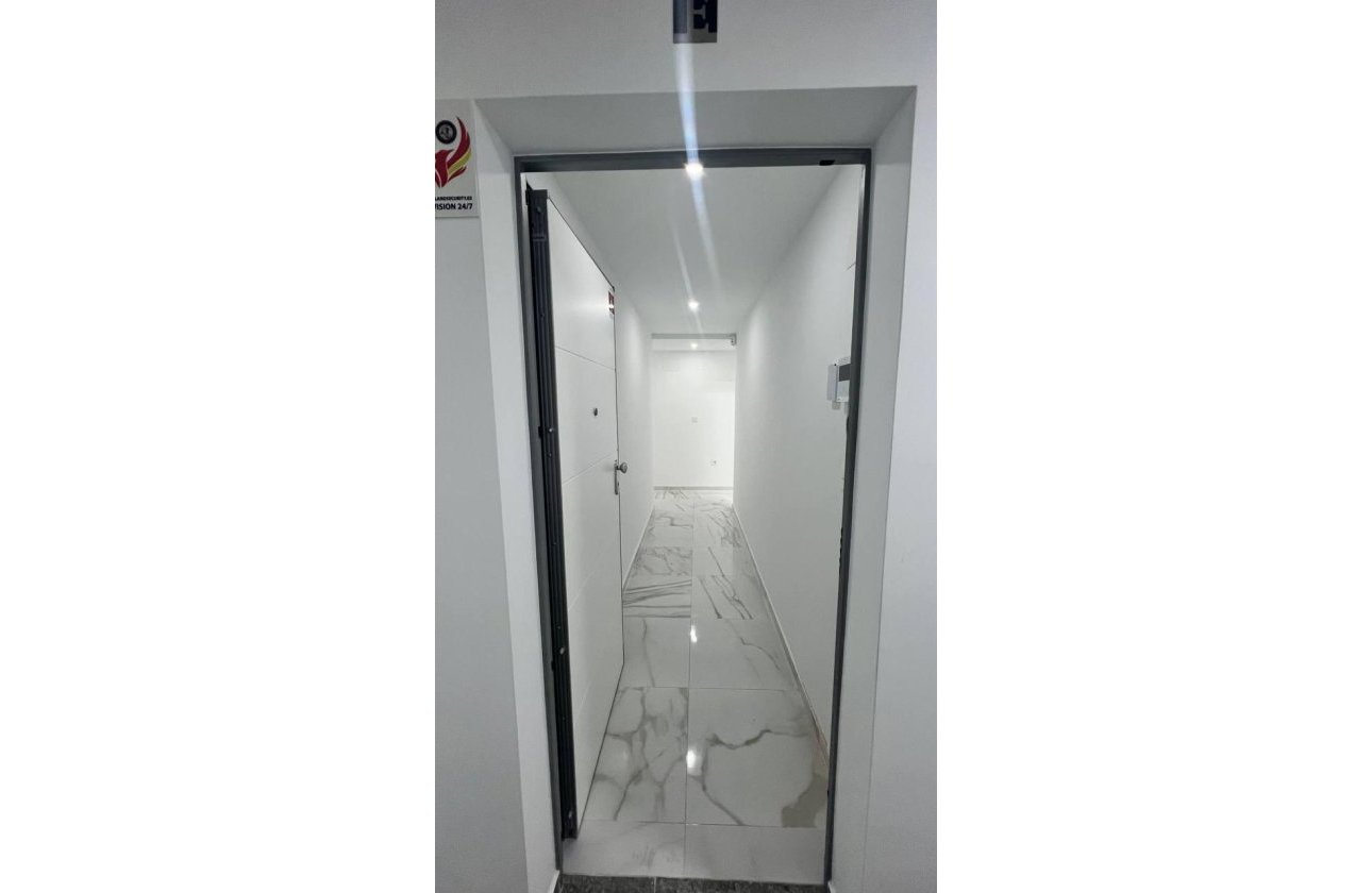 Revente - Appartement -
Torrevieja - PARQUE DE LAS NACIONES