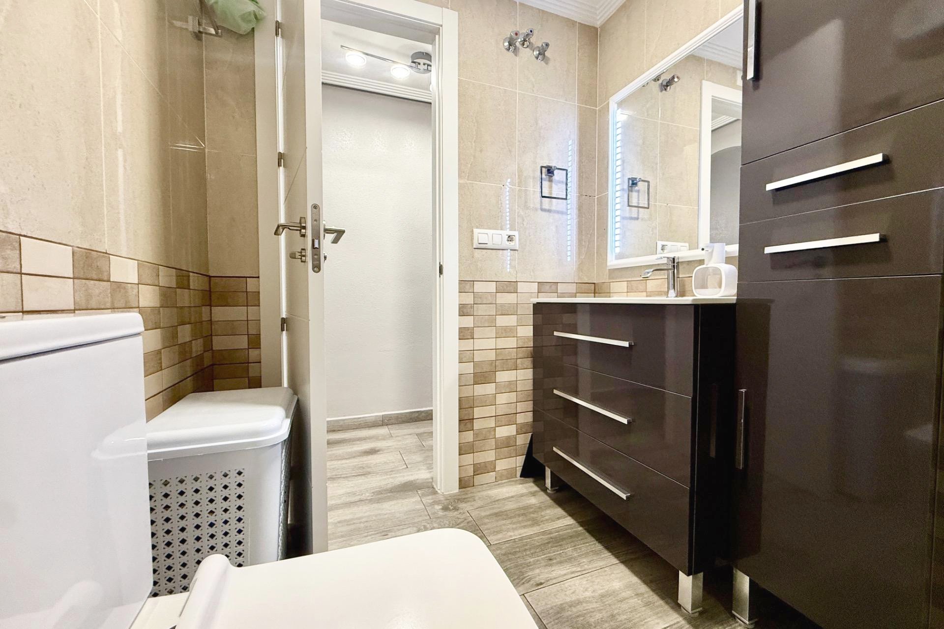 Revente - Appartement -
Torrevieja - PARQUE DE LAS NACIONES