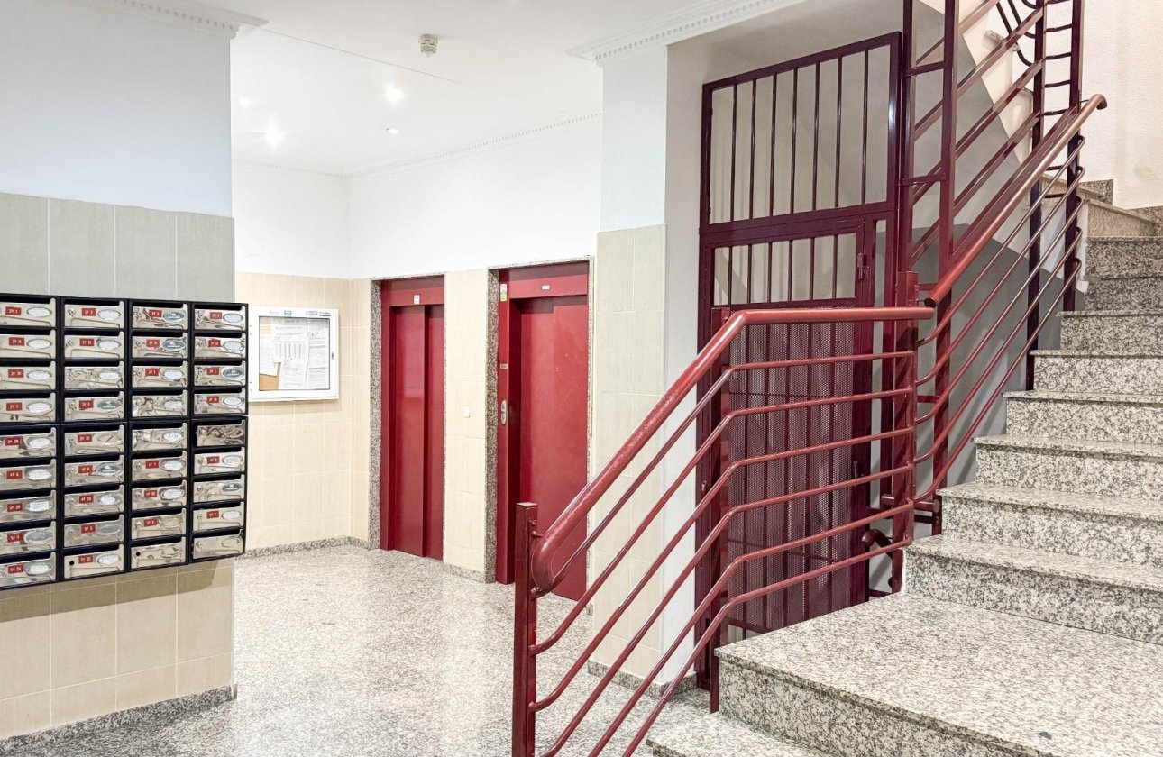 Revente - Appartement -
Torrevieja - PARQUE DE LAS NACIONES