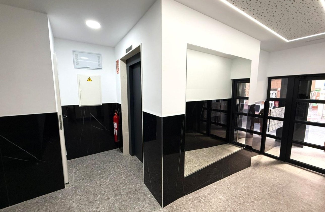 Revente - Appartement -
Torrevieja - PARQUE DE LAS NACIONES