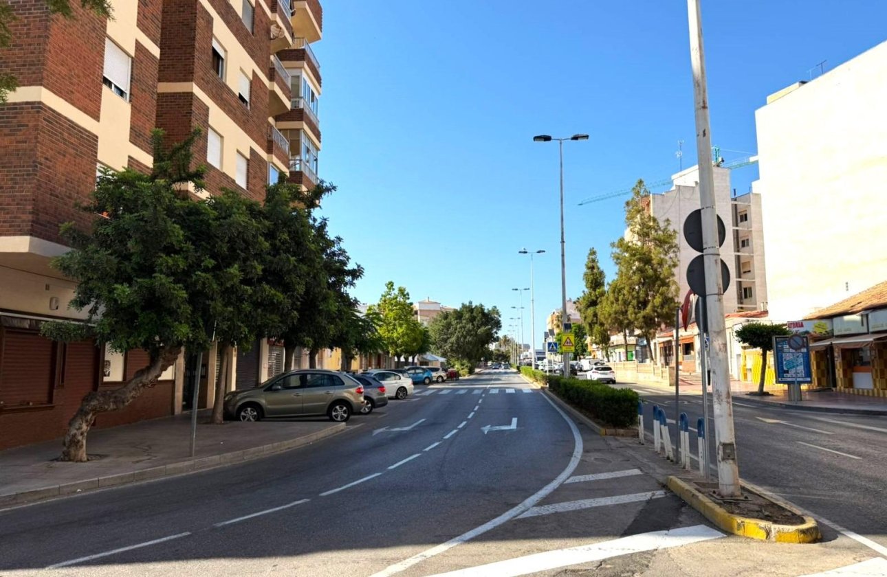 Revente - Appartement -
Torrevieja - PARQUE DE LAS NACIONES