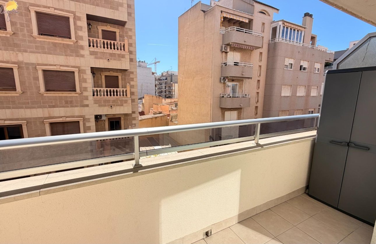 Revente - Appartement -
Torrevieja - PARQUE DE LAS NACIONES
