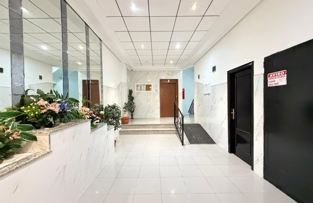 Revente - Appartement -
Torrevieja - PARQUE DE LAS NACIONES