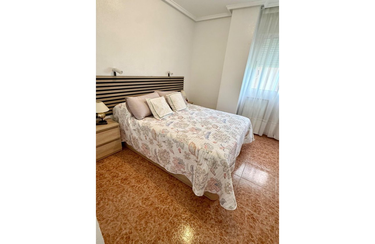 Revente - Appartement -
Torrevieja - PARQUE DE LAS NACIONES