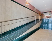 Revente - Appartement -
Torrevieja - Paseo Maritimo