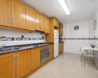 Revente - Appartement -
Torrevieja - Paseo Maritimo
