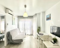 Revente - Appartement -
Torrevieja - Paseo Maritimo