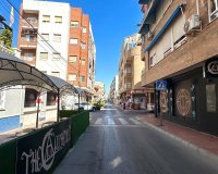 Revente - Appartement -
Torrevieja - Paseo Maritimo