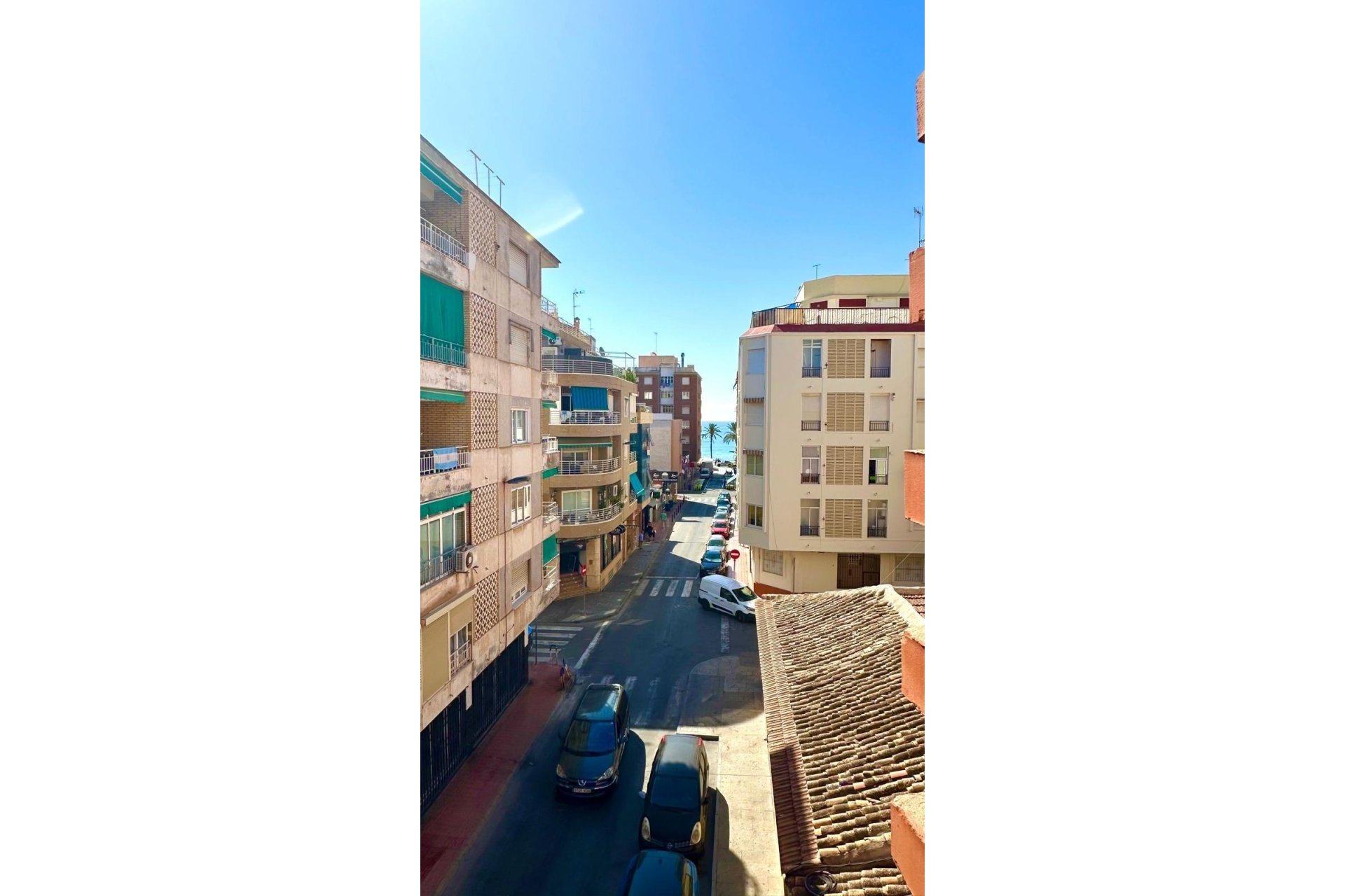 Revente - Appartement -
Torrevieja - Paseo Maritimo