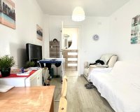 Revente - Appartement -
Torrevieja - Paseo Maritimo