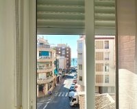 Revente - Appartement -
Torrevieja - Paseo Maritimo