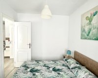 Revente - Appartement -
Torrevieja - Paseo Maritimo