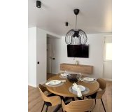 Revente - Appartement -
Torrevieja - Paseo Maritimo