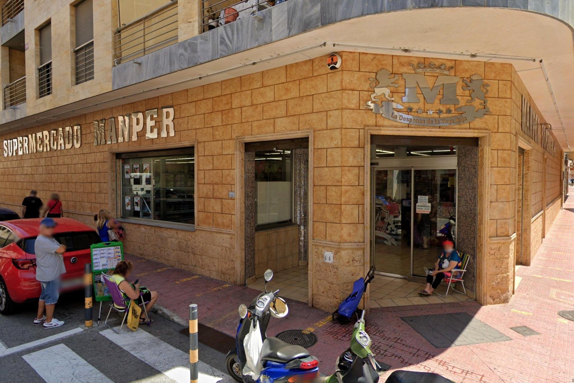 Revente - Appartement -
Torrevieja - Paseo Maritimo