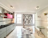 Revente - Appartement -
Torrevieja - Paseo Maritimo