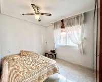 Revente - Appartement -
Torrevieja - Paseo Maritimo