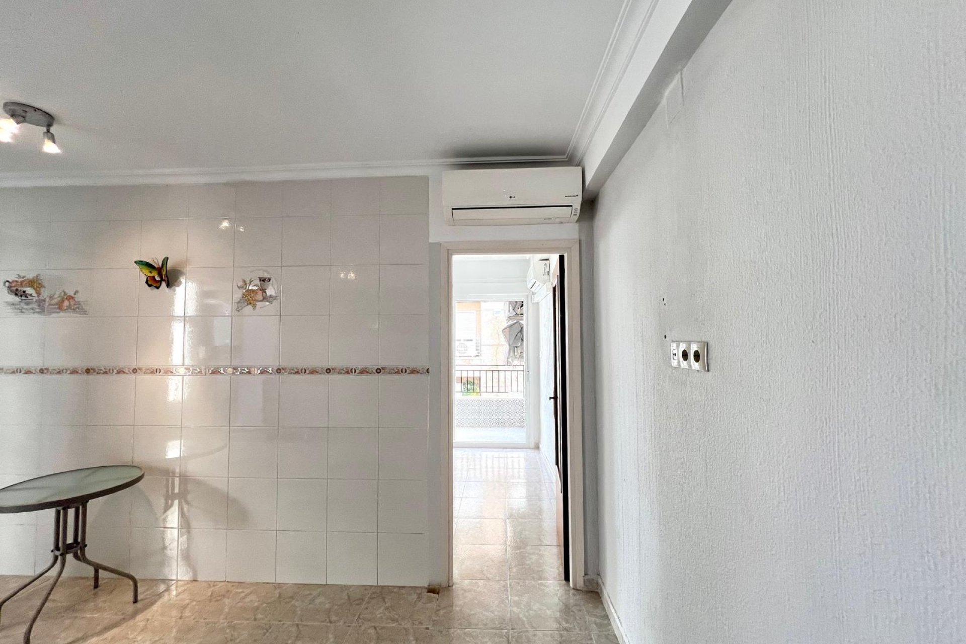 Revente - Appartement -
Torrevieja - Paseo Maritimo