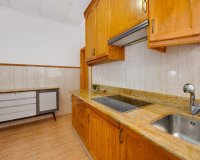 Revente - Appartement -
Torrevieja - Paseo Maritimo