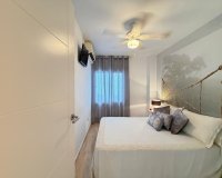 Revente - Appartement -
Torrevieja - Paseo Maritimo