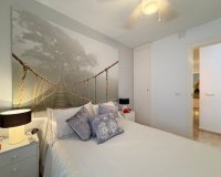 Revente - Appartement -
Torrevieja - Paseo Maritimo