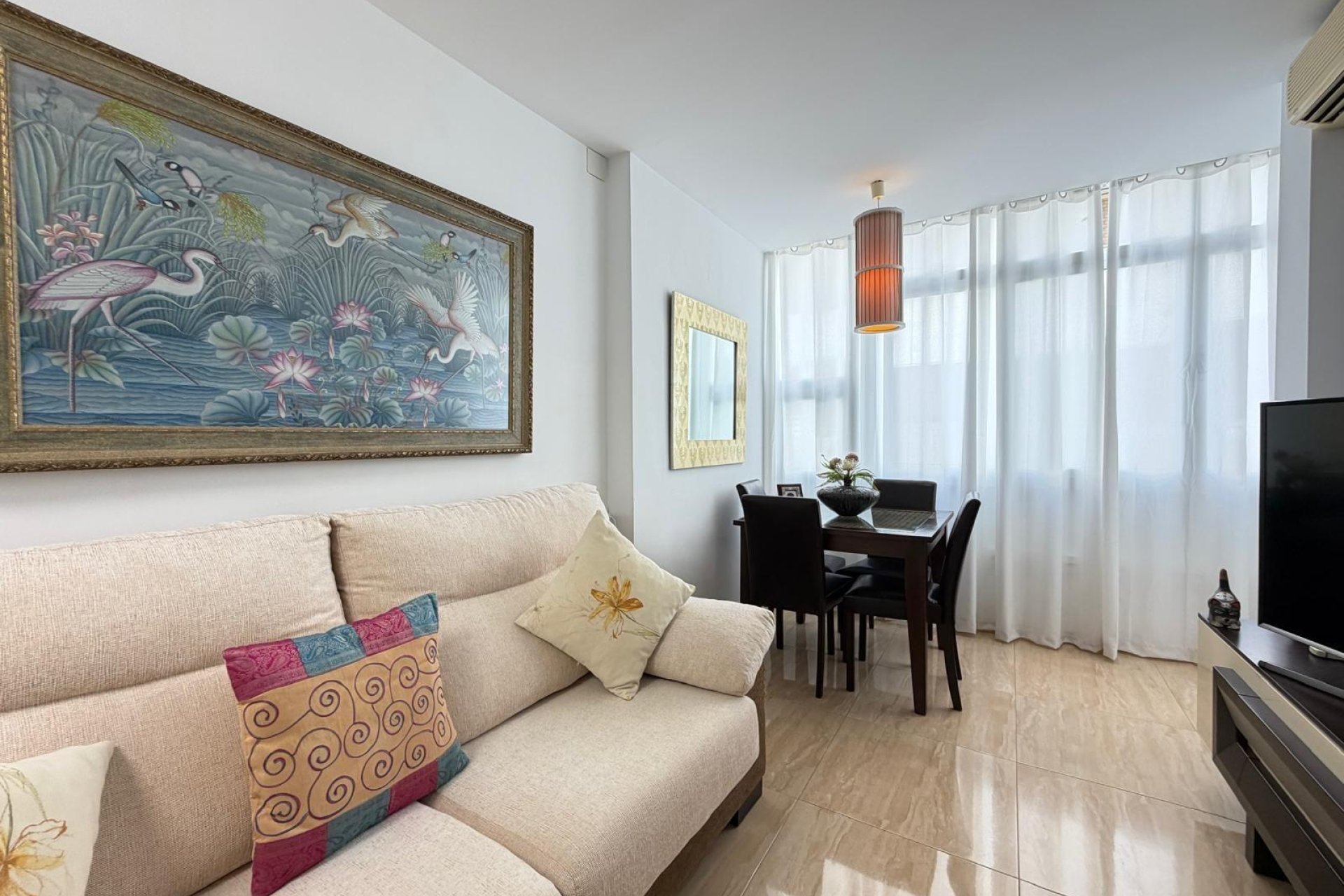 Revente - Appartement -
Torrevieja - Paseo Maritimo