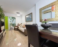 Revente - Appartement -
Torrevieja - Paseo Maritimo