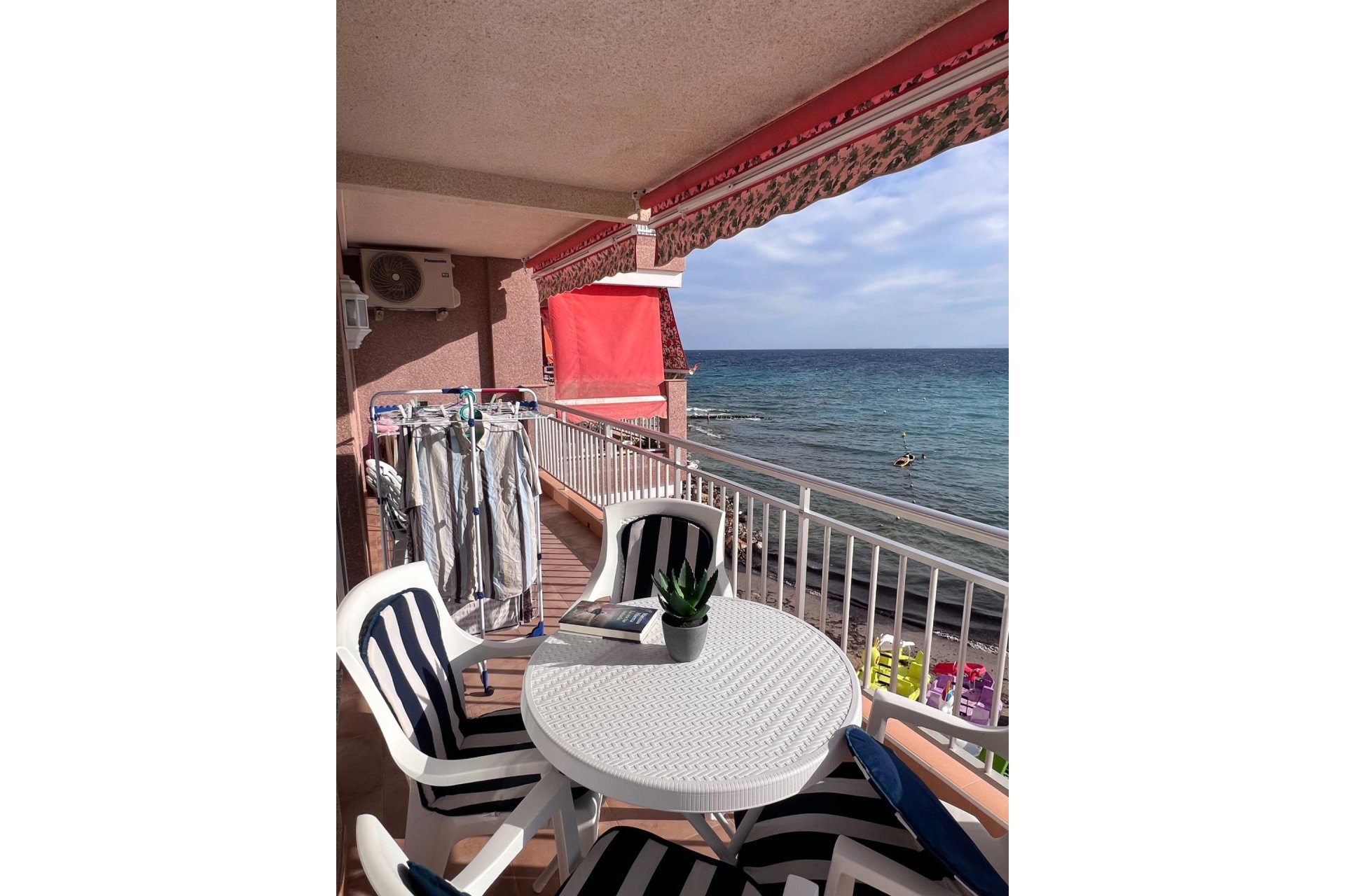 Revente - Appartement -
Torrevieja - Playa de los Locos