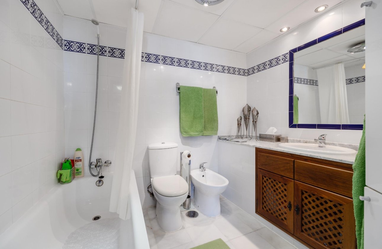 Revente - Appartement -
Torrevieja - Playa de los Locos