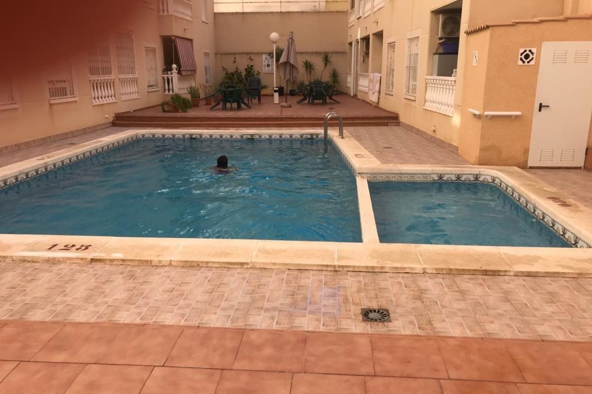 Revente - Appartement -
Torrevieja - Playa de los Locos
