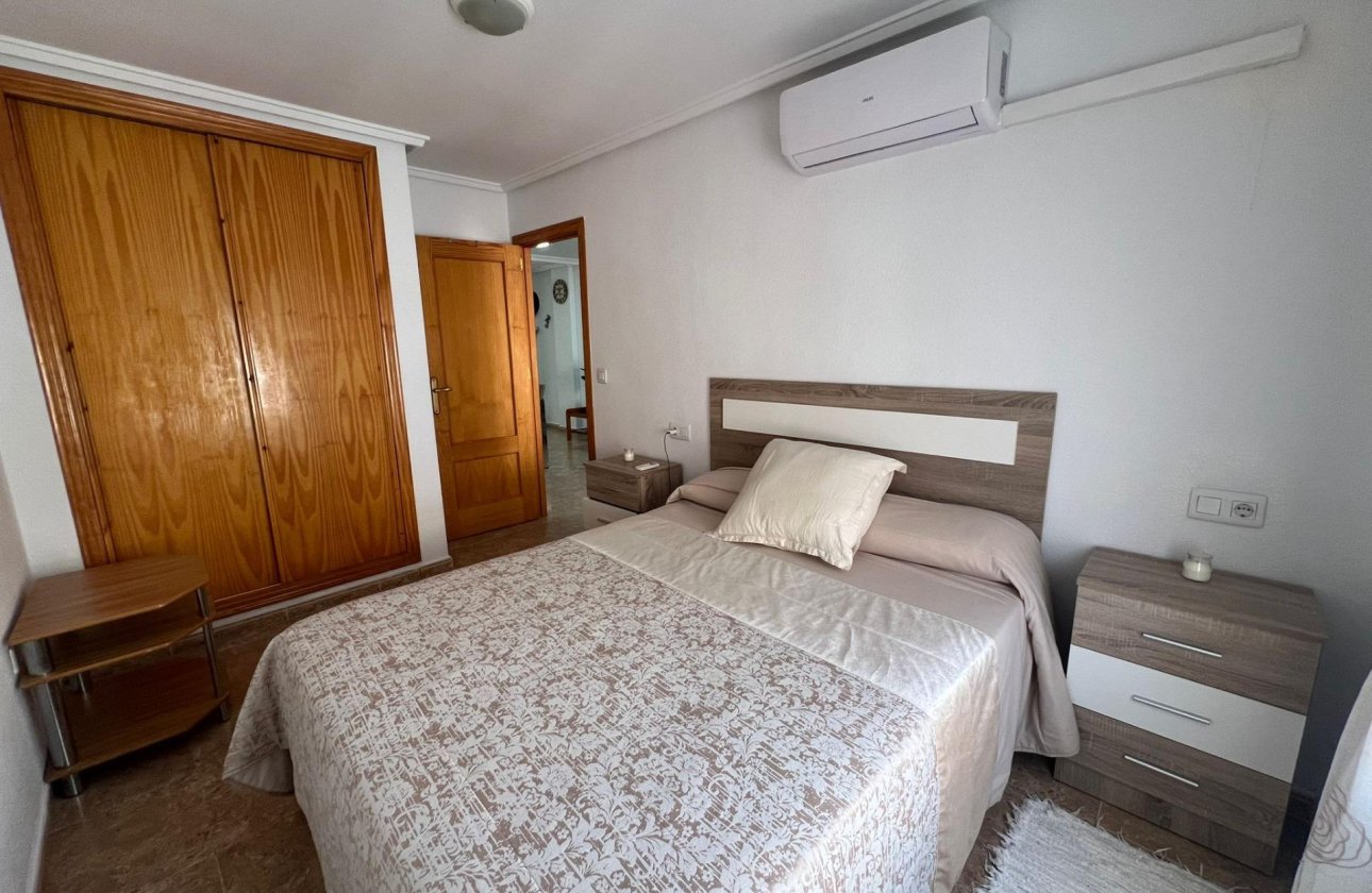 Revente - Appartement -
Torrevieja - Playa de los Locos