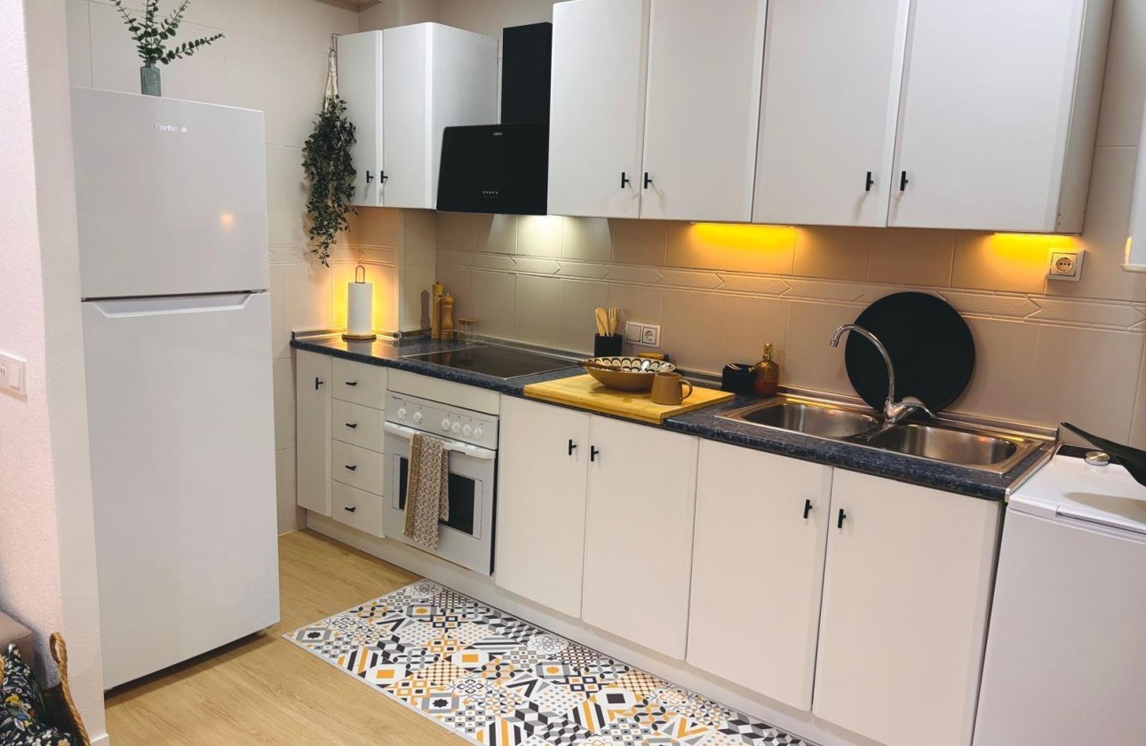 Revente - Appartement -
Torrevieja - Playa de los Locos