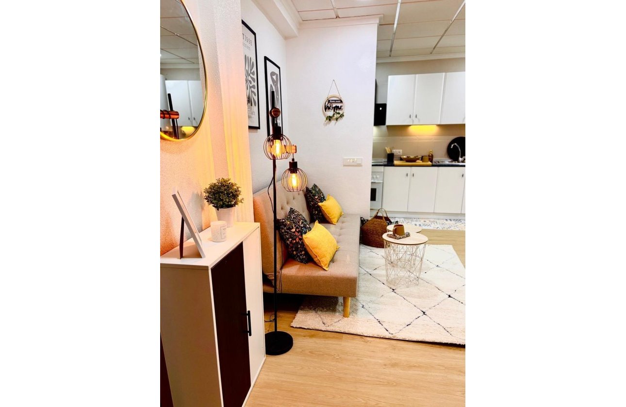 Revente - Appartement -
Torrevieja - Playa de los Locos