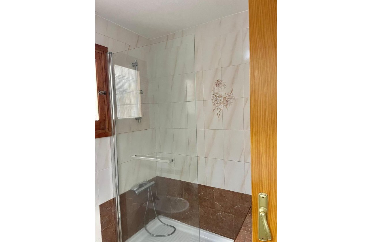 Revente - Appartement -
Torrevieja - Playa de los Locos