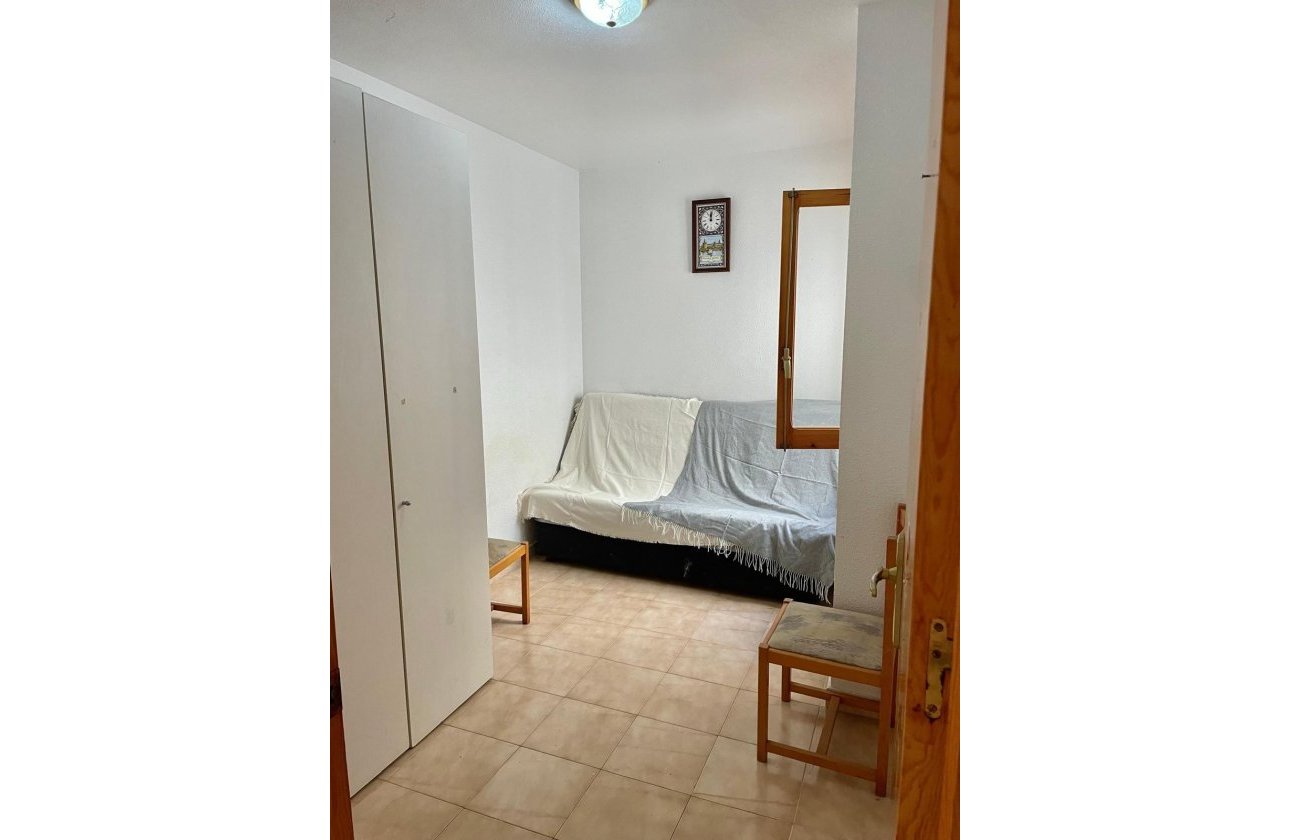 Revente - Appartement -
Torrevieja - Playa de los Locos
