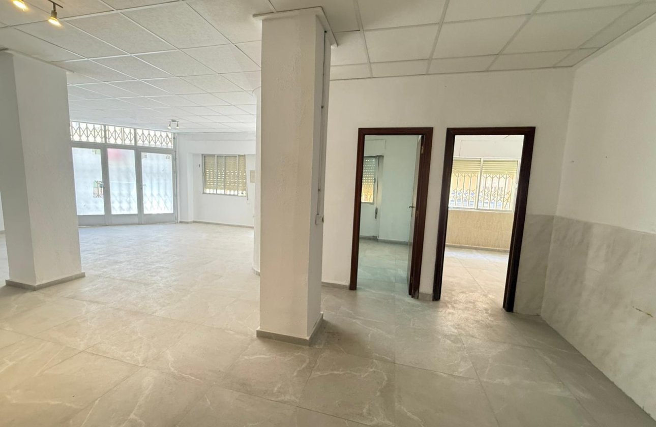 Revente - Appartement -
Torrevieja - Playa de los Locos