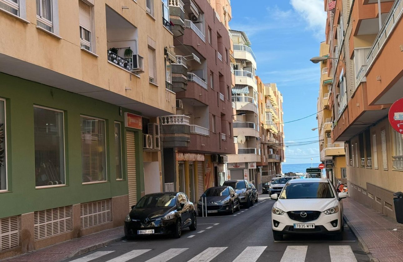 Revente - Appartement -
Torrevieja - Playa de los Locos