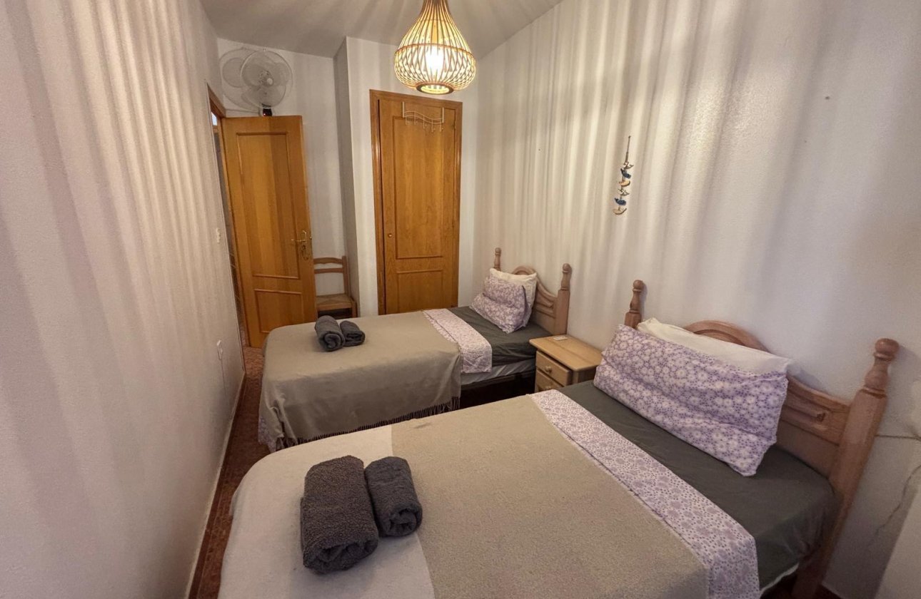 Revente - Appartement -
Torrevieja - Playa de los Locos