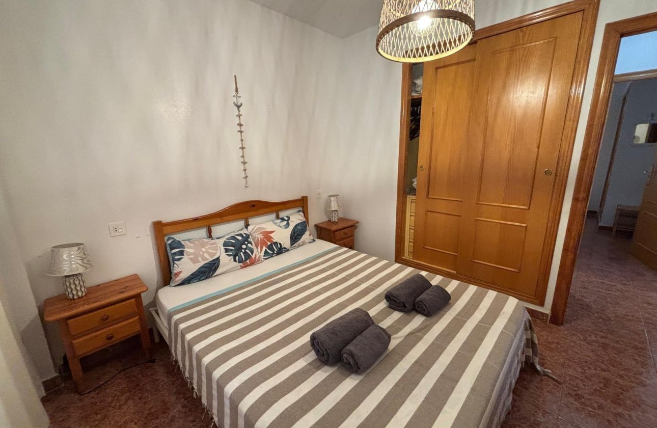 Revente - Appartement -
Torrevieja - Playa de los Locos