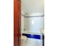 Revente - Appartement -
Torrevieja - Playa de los Locos